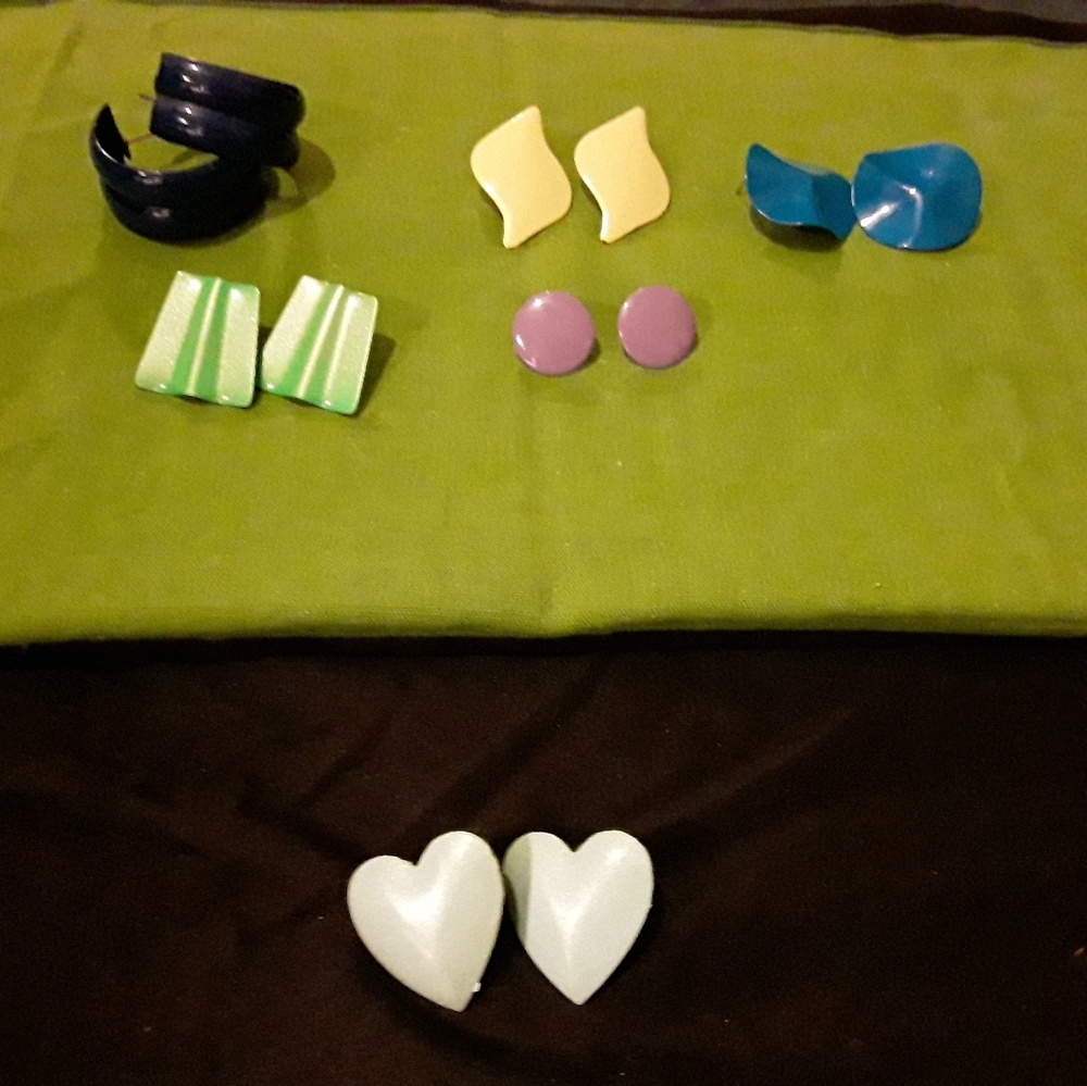 6 pair of 80s 90smetal earrings